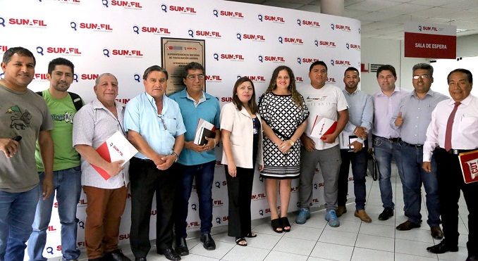 prensa la eskina callao sindicatos suscriben acta para defensa de derechos